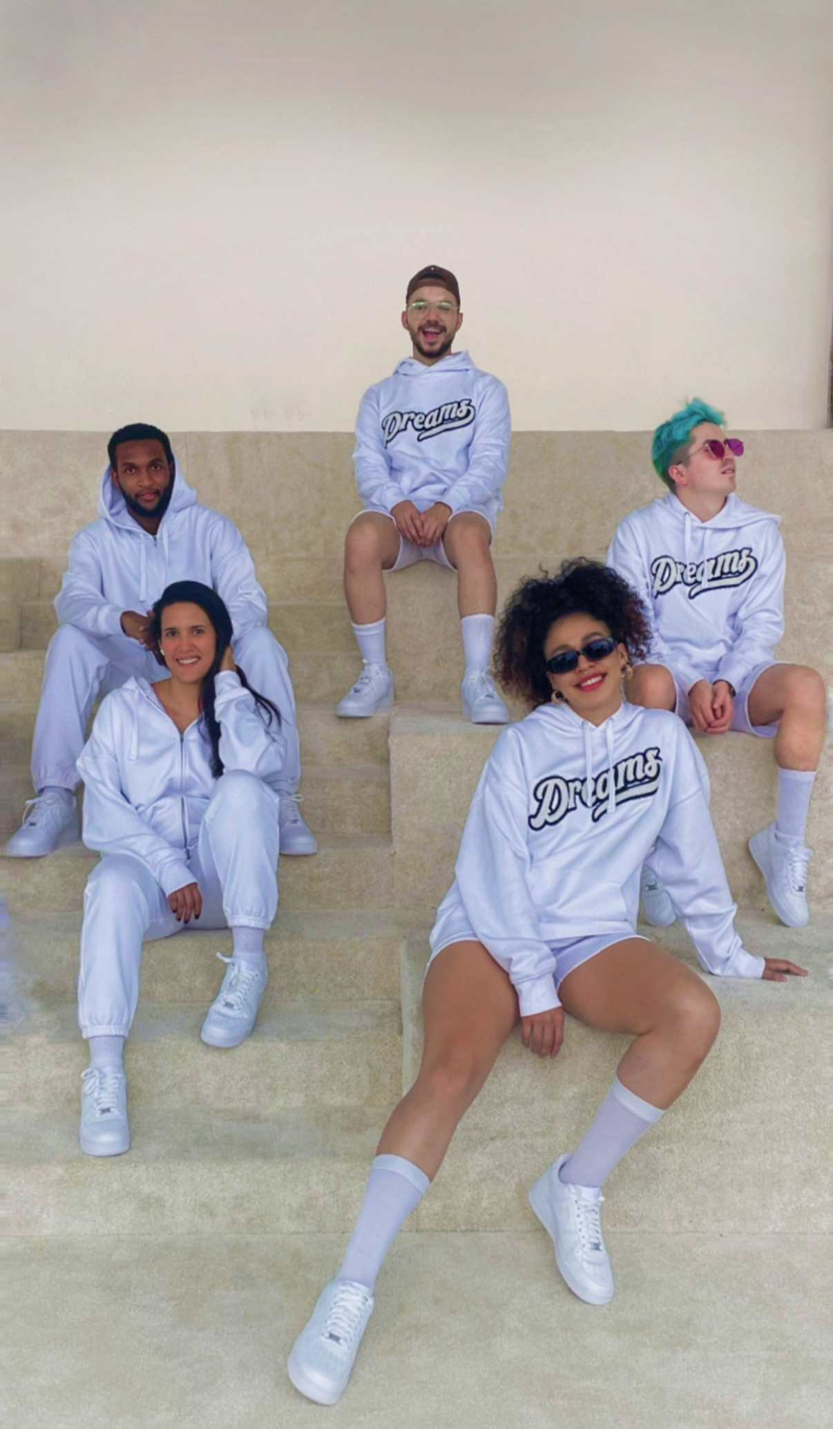 Abdiel dirigiendo coro